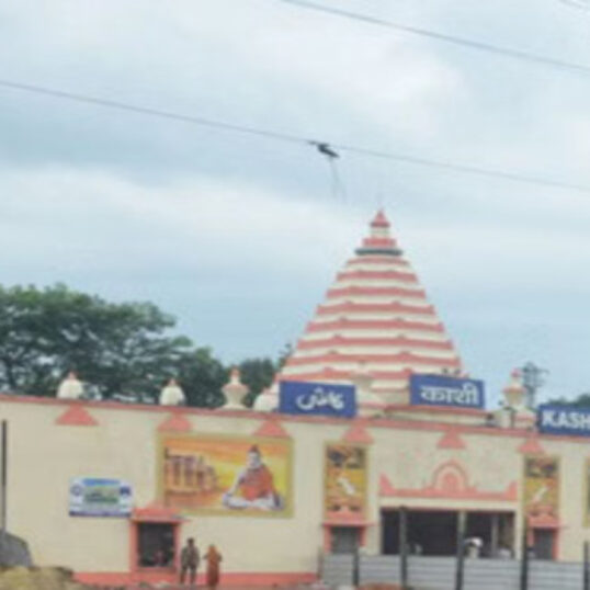 Preparations underway to modernize Kashi Station, but a dispute has escalated over the Ganj Shahida Mosque