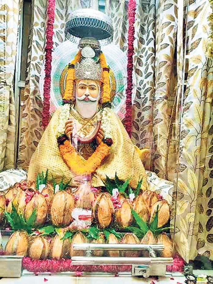 Sindhi community's 40-day Chaliha festival begins; Virendra Singh Tomar extends best wishes.