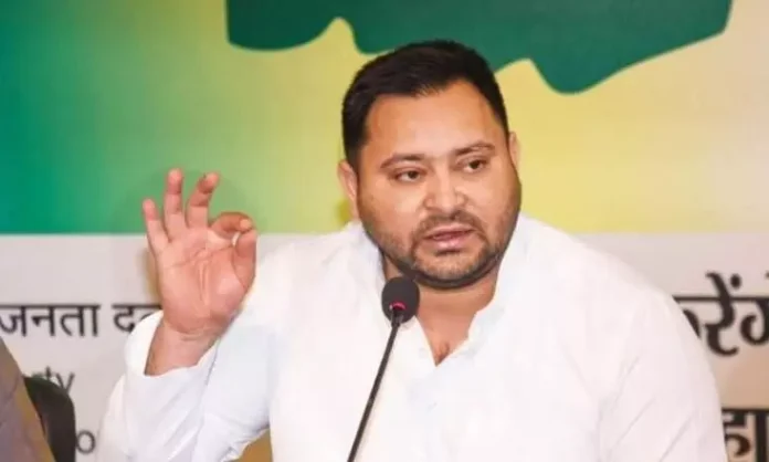 Tejashwi Yadav attacks the government over the student movement and paper leaks: Says, 