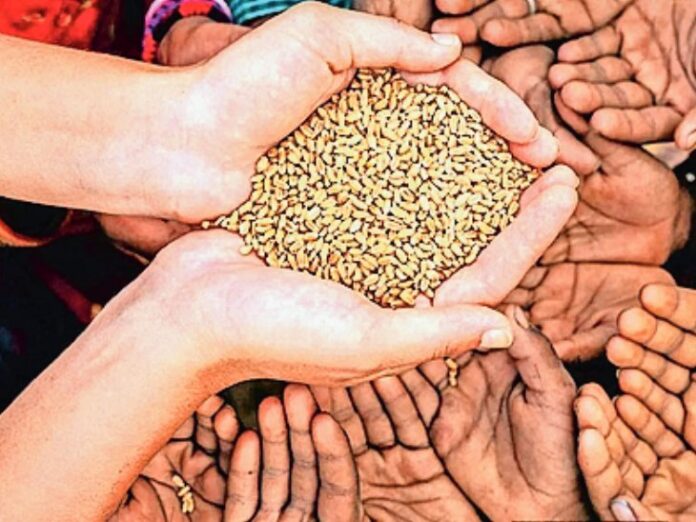 Recommendation to expand the scope of the National Food Security Act in a phased manner; emphasis on implementing SMART-PDS.