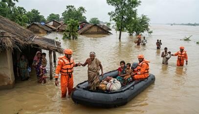 Flood situation in Odisha improves; risk of moderate flooding in Mahanadi persists.